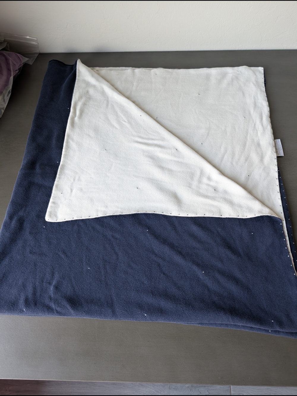 Peacock Alley Reversible Navy and Cream Throw Blanket Knit Soft Size 60"X60"